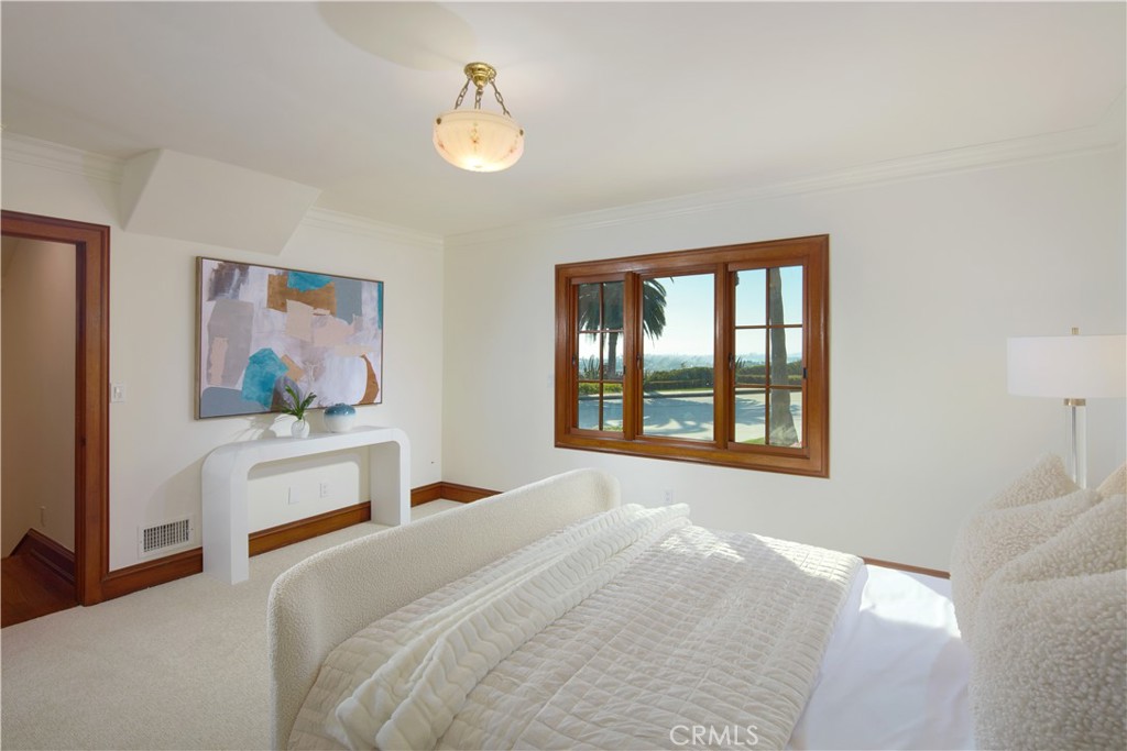 Corona del Mar South of PCH (CDMS) - Residential