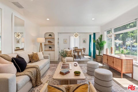 Photo of 3037 Delaware Avenue, Santa Monica, CA 90404 (MLS # 26984977)