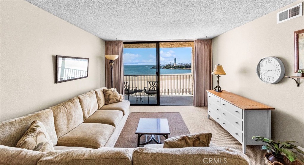 1140 E Ocean 228