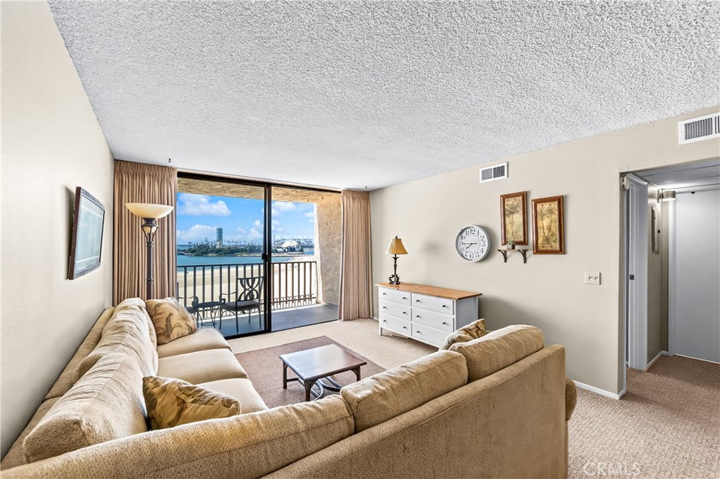 1140 E Ocean 228