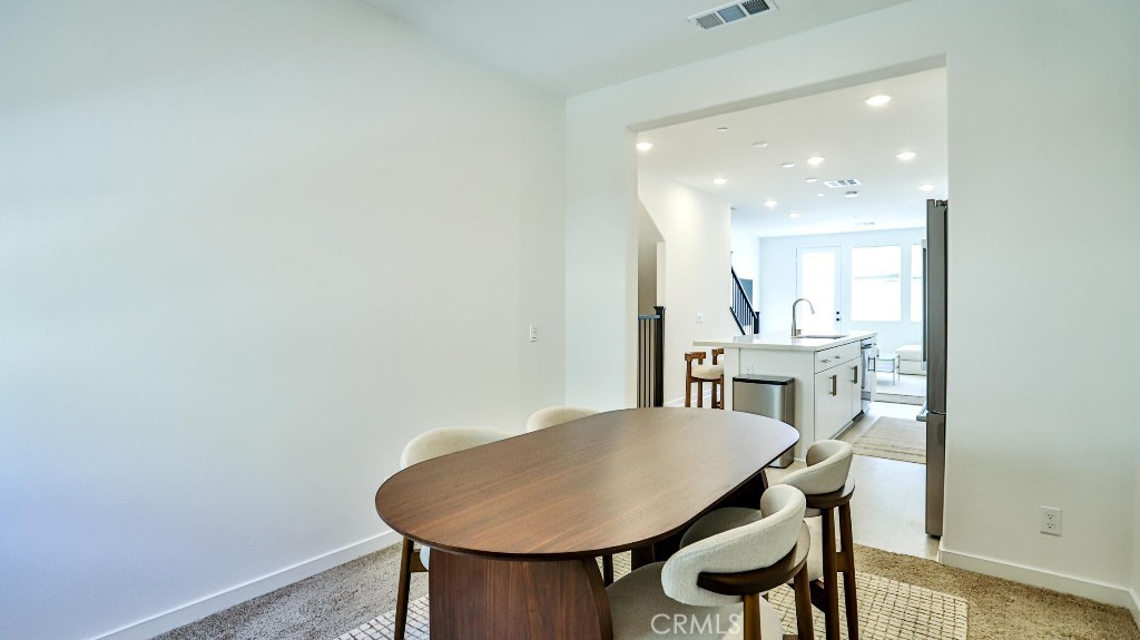 Vista Walk - Residential