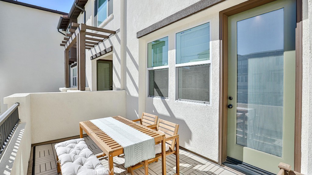 Vista Walk - Residential