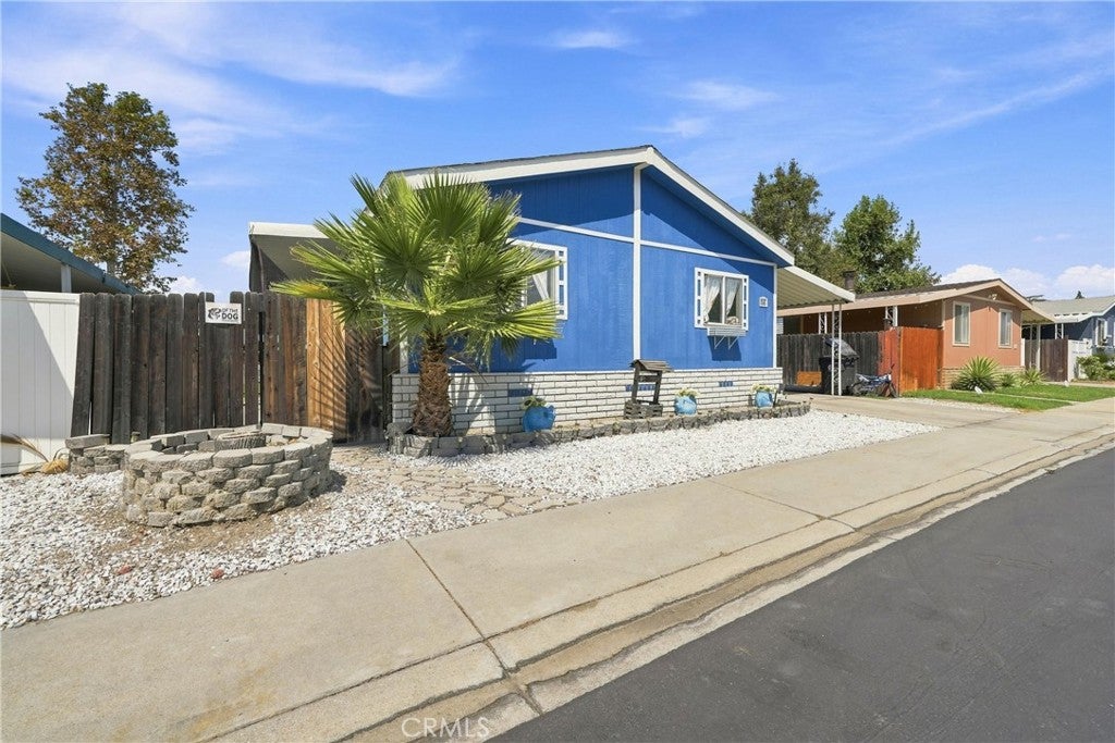 1721 E Colton 89