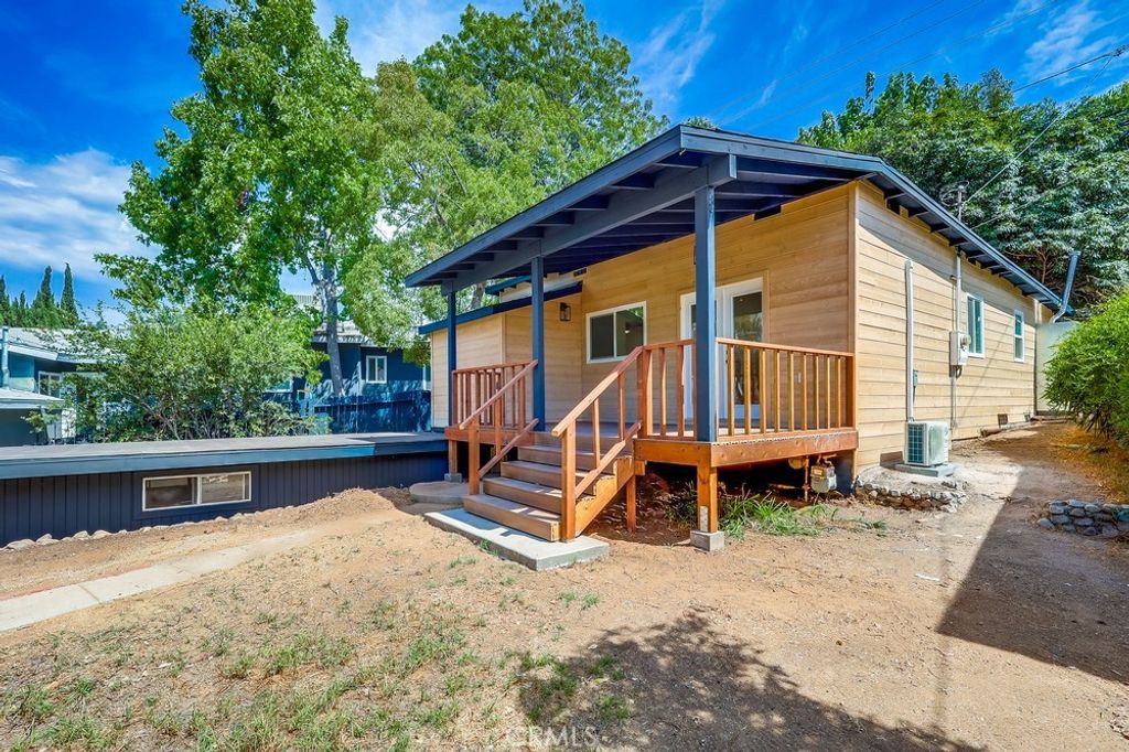 Photo of 2834 Delevan Dr, Los Angeles, CA 90065 (MLS # PW25242572)