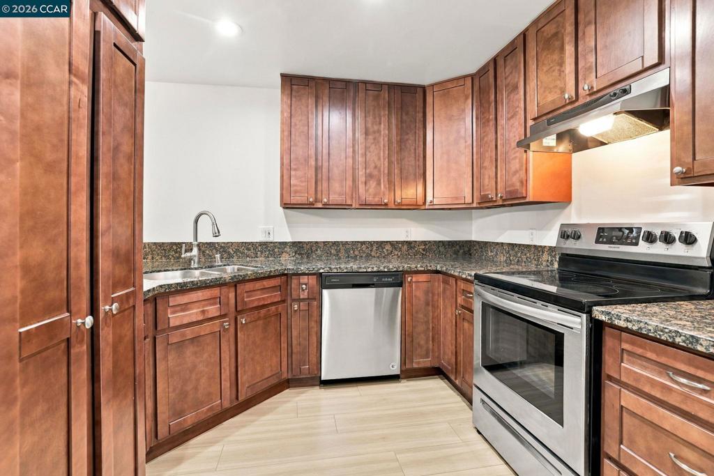 1670 Clayton Rd 3