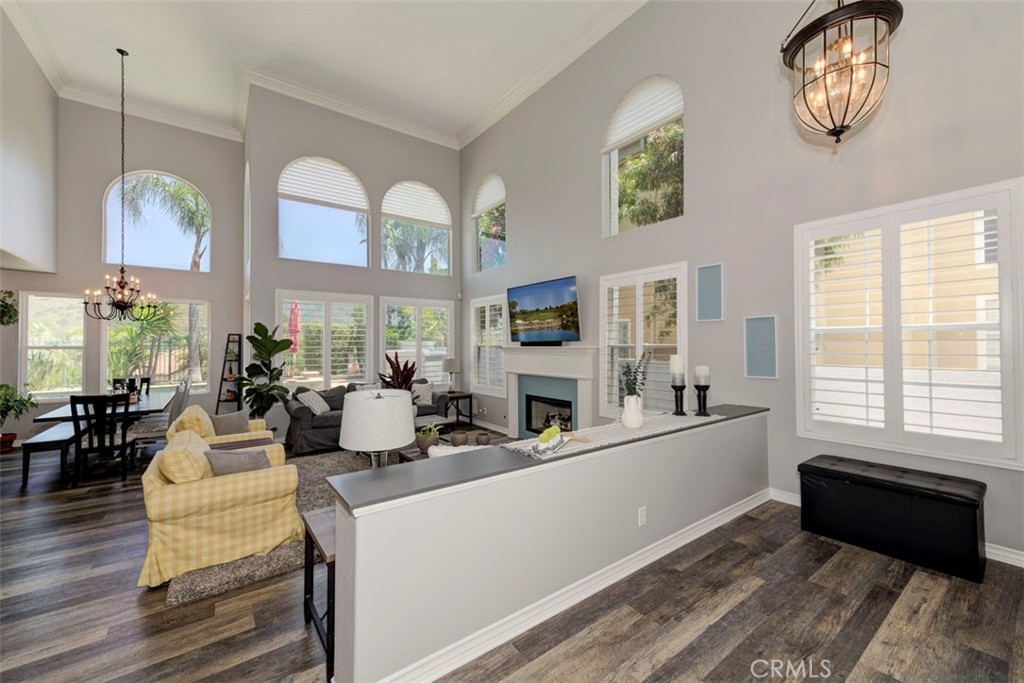 12 Thorn Oak