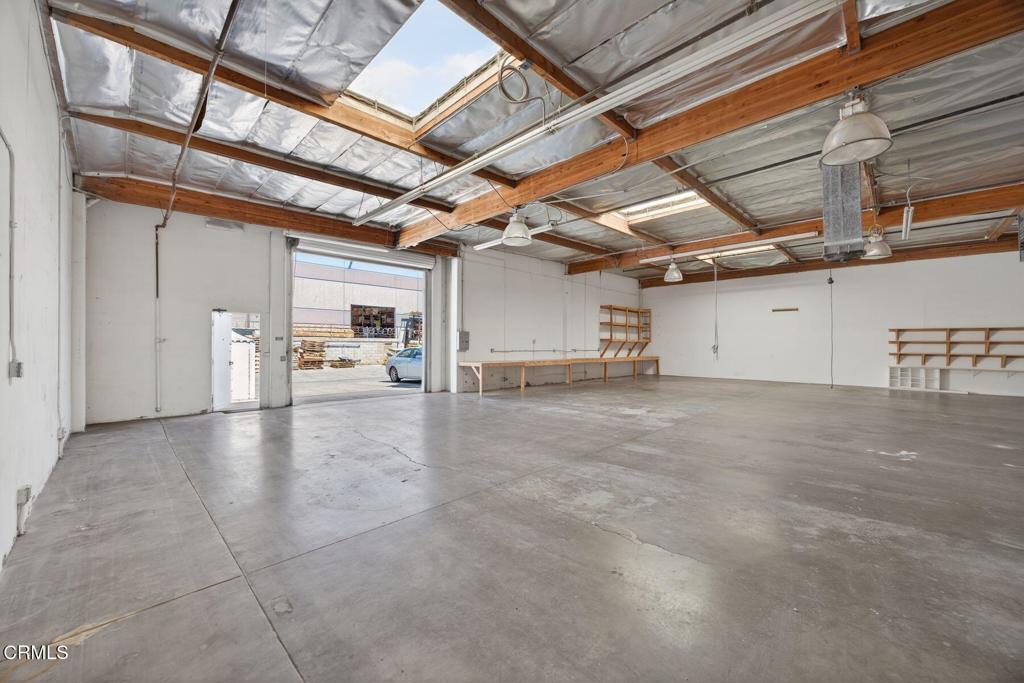 6085 King Drive 108