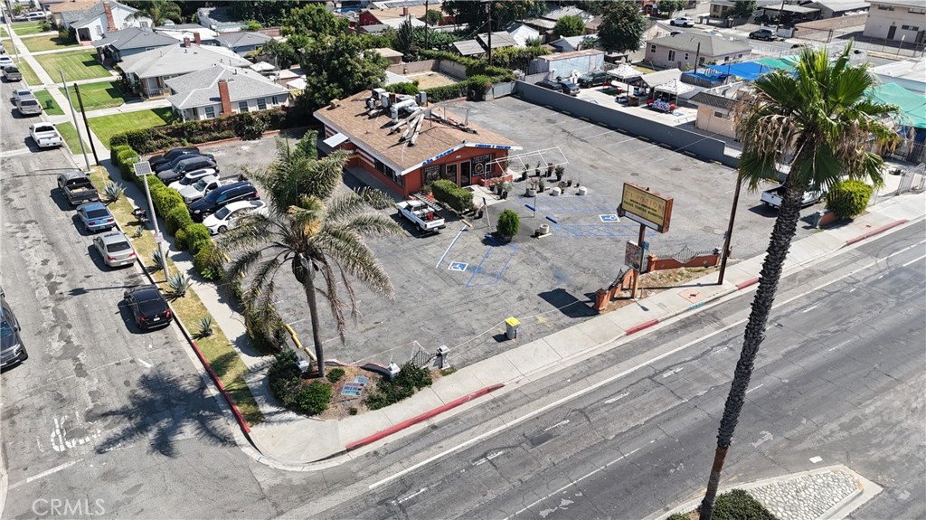 2201 E Alondra Boulevard