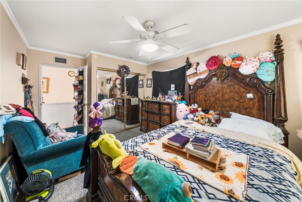 INFLUENTIAL HOMES - Residential