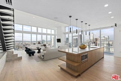 Photo of 230 W Olympic Boulevard #PH 2, Los Angeles, CA 90015 (MLS # 26640793)