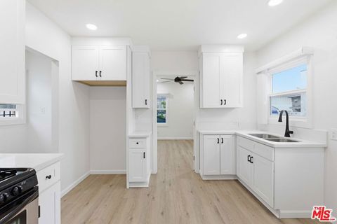 Photo of 580 W 15th Street #C, San Pedro, CA 90731 (MLS # 26827067)