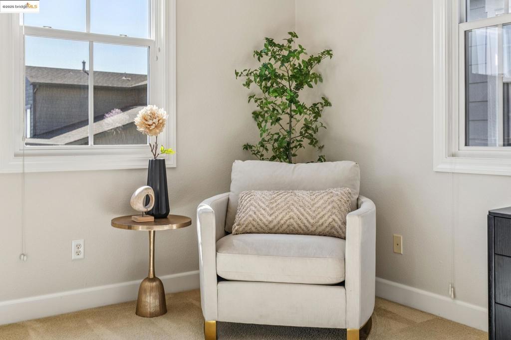POINT RICHMOND - Residential