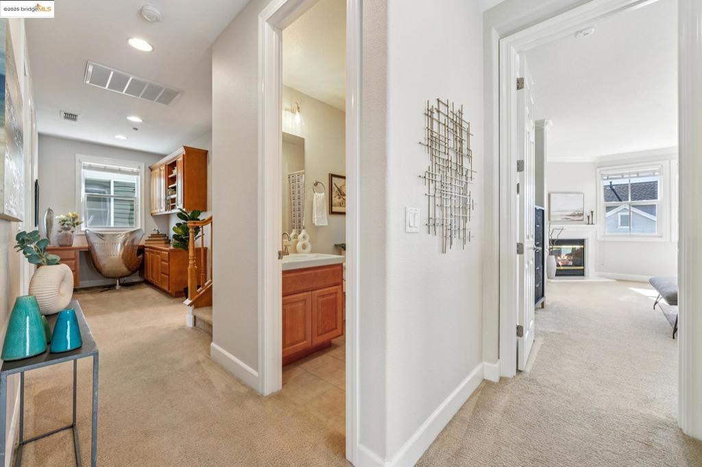 POINT RICHMOND - Residential