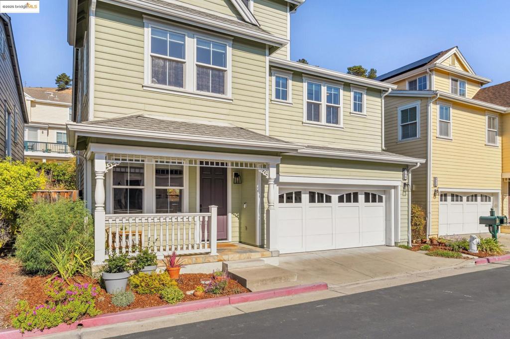 POINT RICHMOND - Residential