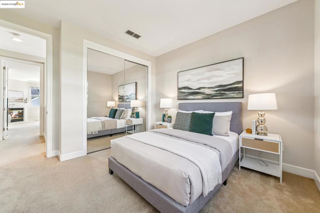 POINT RICHMOND - Residential