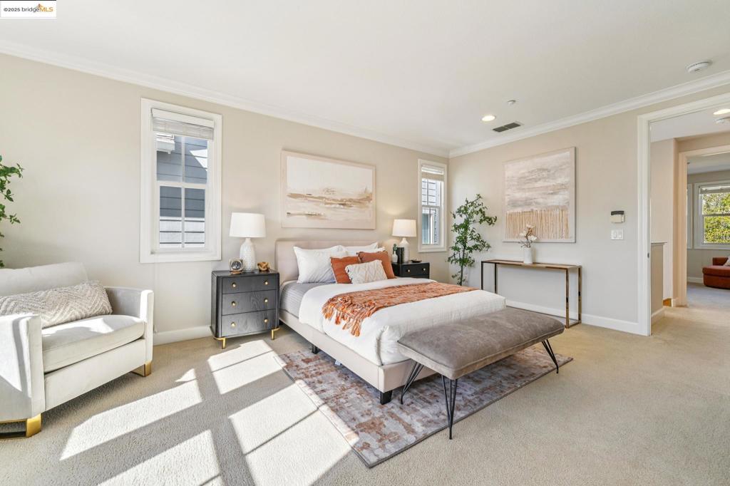 POINT RICHMOND - Residential