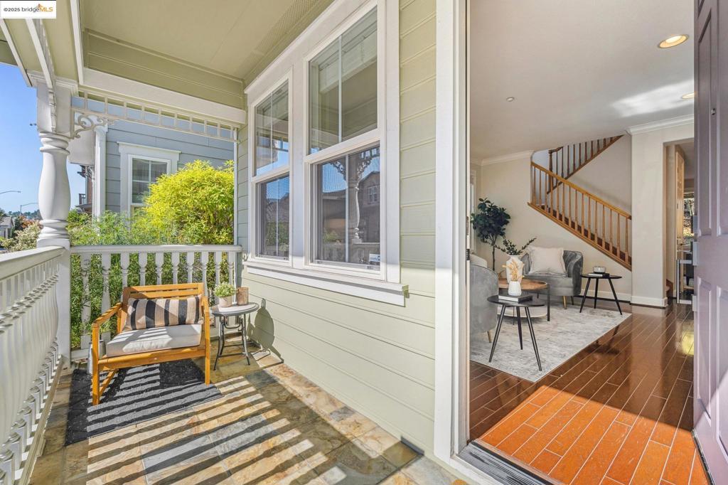 POINT RICHMOND - Residential
