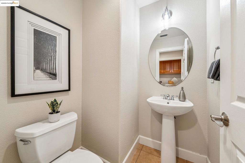 POINT RICHMOND - Residential