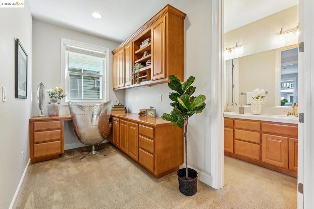 POINT RICHMOND - Residential