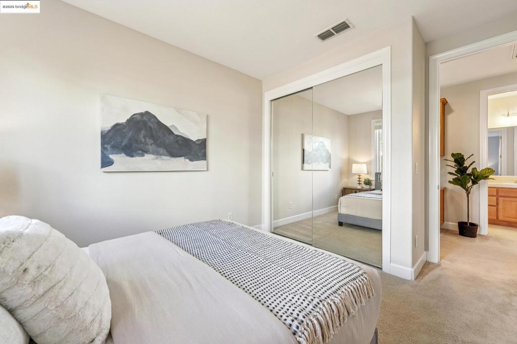 POINT RICHMOND - Residential