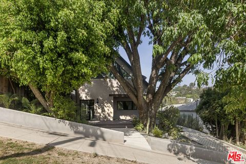 Photo of 2287 Baxter Street, Los Angeles, CA 90039 (MLS # 26669771)