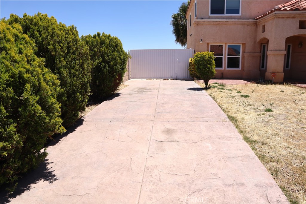 37856 Ashlee Court