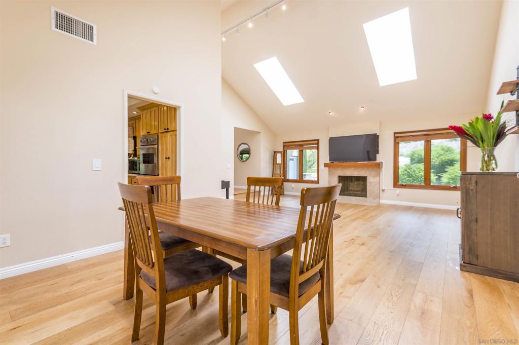 3408 Lomas Serenas Dr