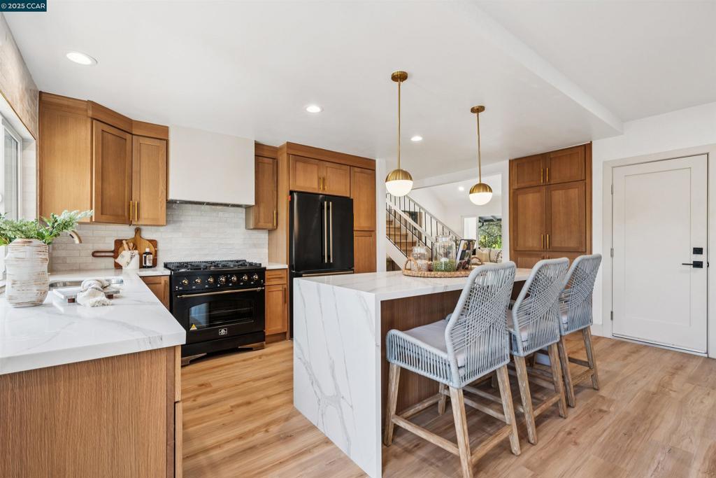 RANCHO SAN RAMON - Residential
