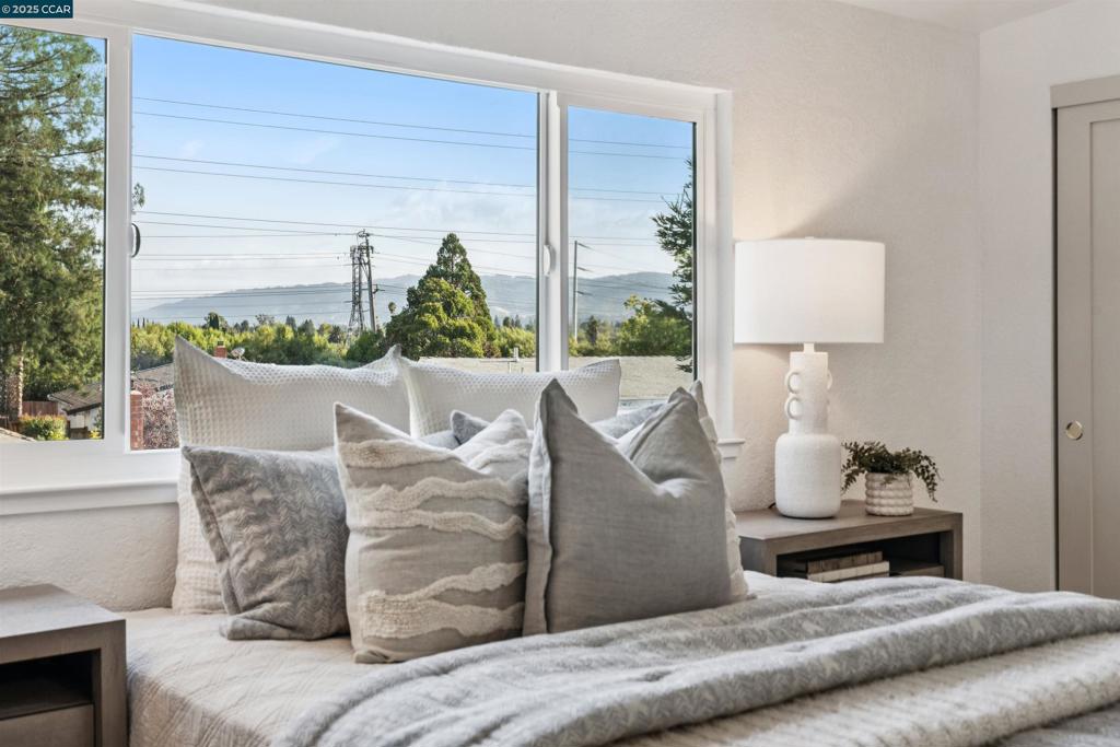 RANCHO SAN RAMON - Residential