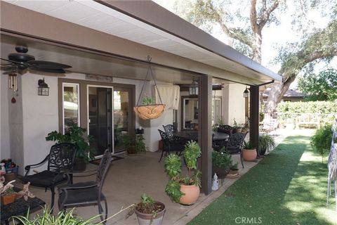 Tiny photo for 38220 Oaktree Loop, Murrieta, CA 92562 (MLS # SW26071186)