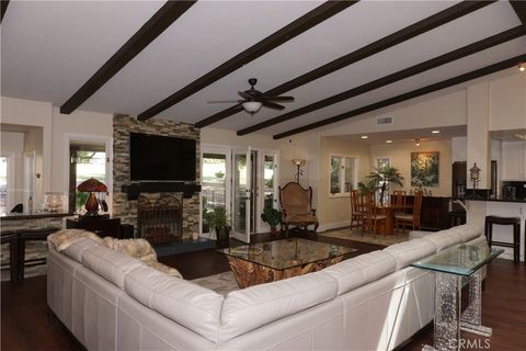 Tiny photo for 38220 Oaktree Loop, Murrieta, CA 92562 (MLS # SW26071186)