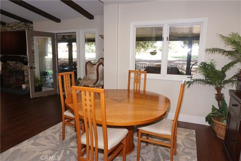 Tiny photo for 38220 Oaktree Loop, Murrieta, CA 92562 (MLS # SW26071186)