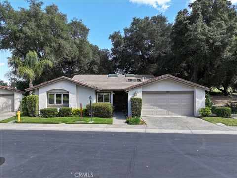 38220 Oaktree Loop Murrieta CA 92562