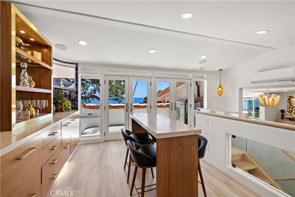 594 Cliff Drive, Laguna Beach CA 92651 - Photo 15