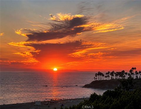 Photo of 594 Cliff Drive, Laguna Beach, CA 92651 (MLS # LG26129595)