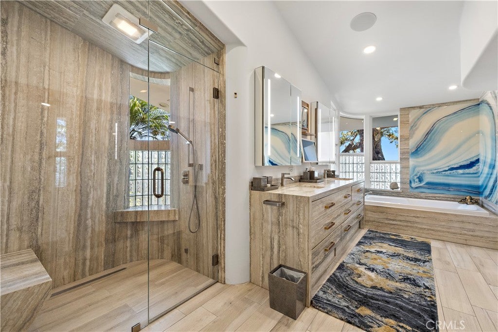 594 Cliff Drive, Laguna Beach CA 92651 - Photo 28