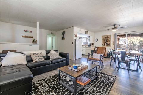 Photo of 410 Oriole Drive, Big Bear Lake, CA 92315 (MLS # PW25121227) Photo of 410 Oriole Drive, Big Bear Lake, CA 92315 (MLS # PW25121227)