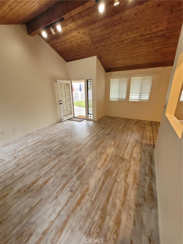 2212 Laurel, Newport Beach CA 92663 - Photo 11