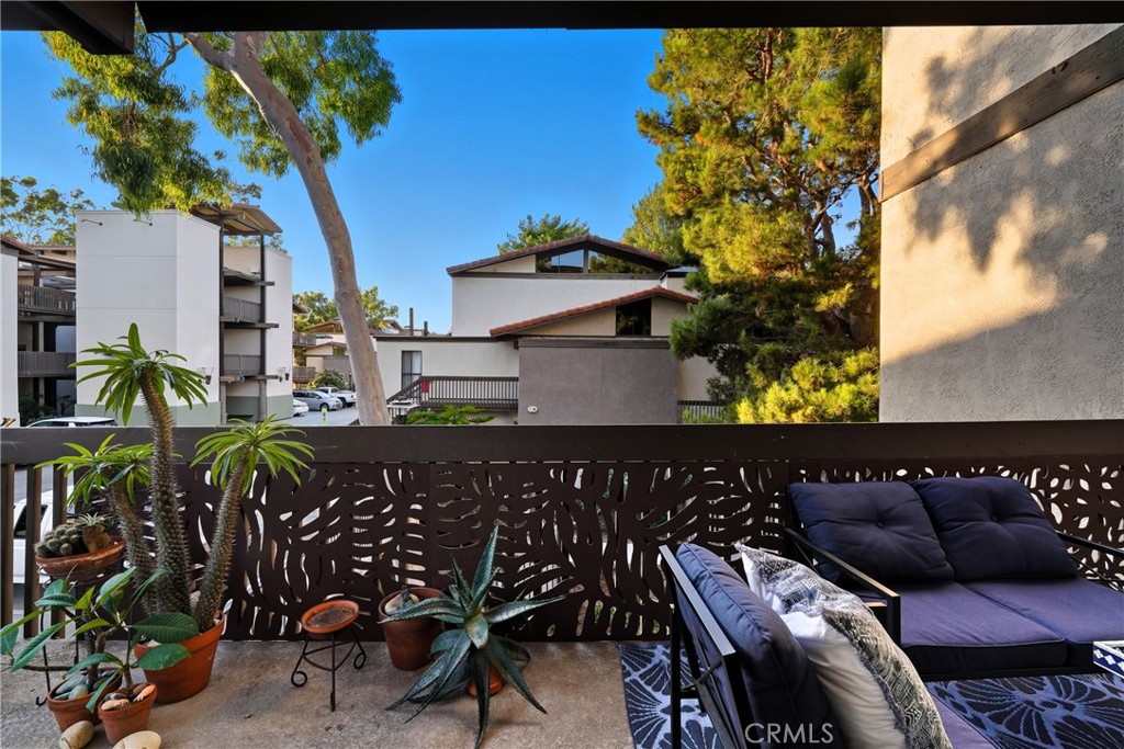 Marina Pacifica (MRP) - Residential