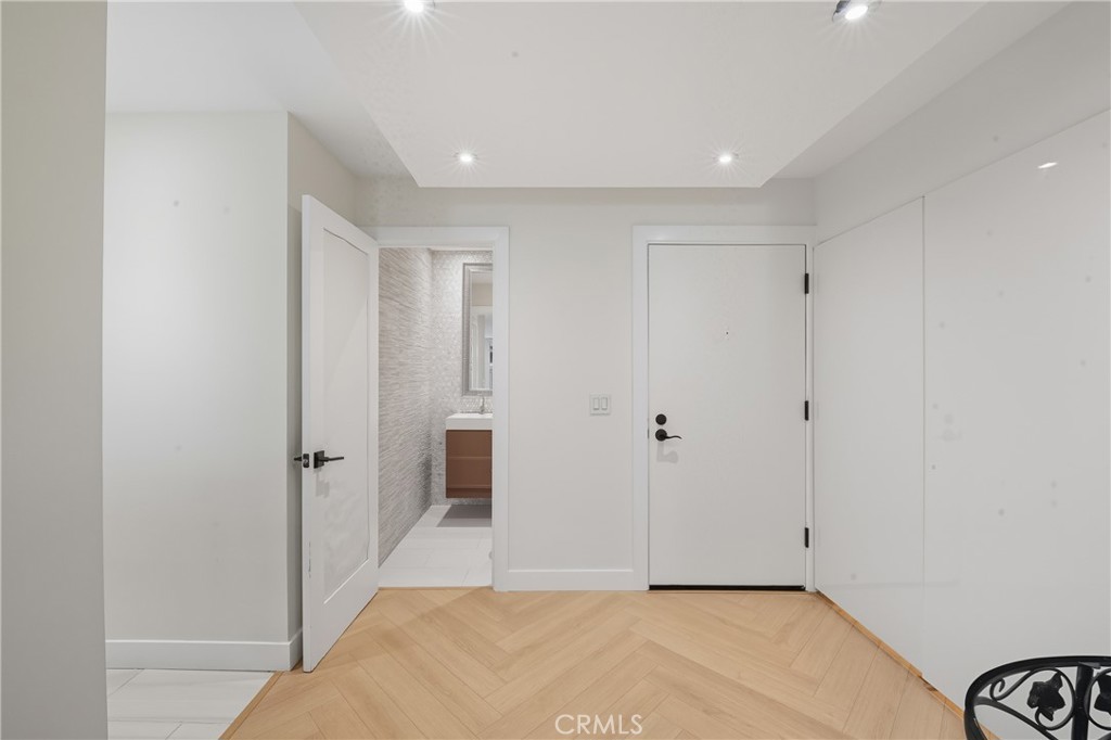 Marina Pacifica (MRP) - Residential