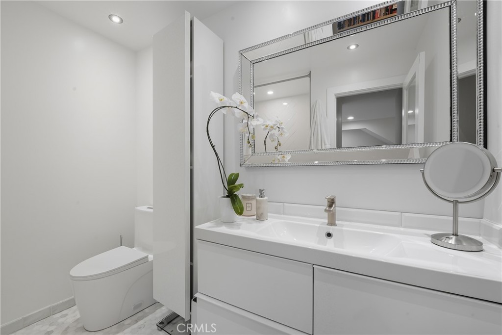 Marina Pacifica (MRP) - Residential