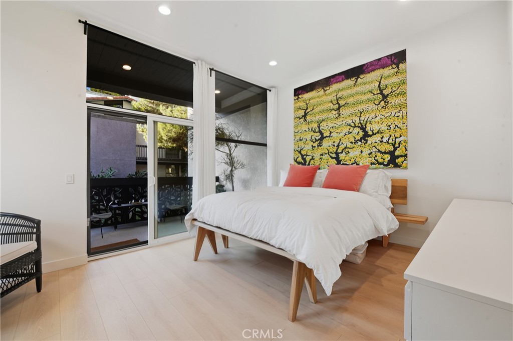 Marina Pacifica (MRP) - Residential