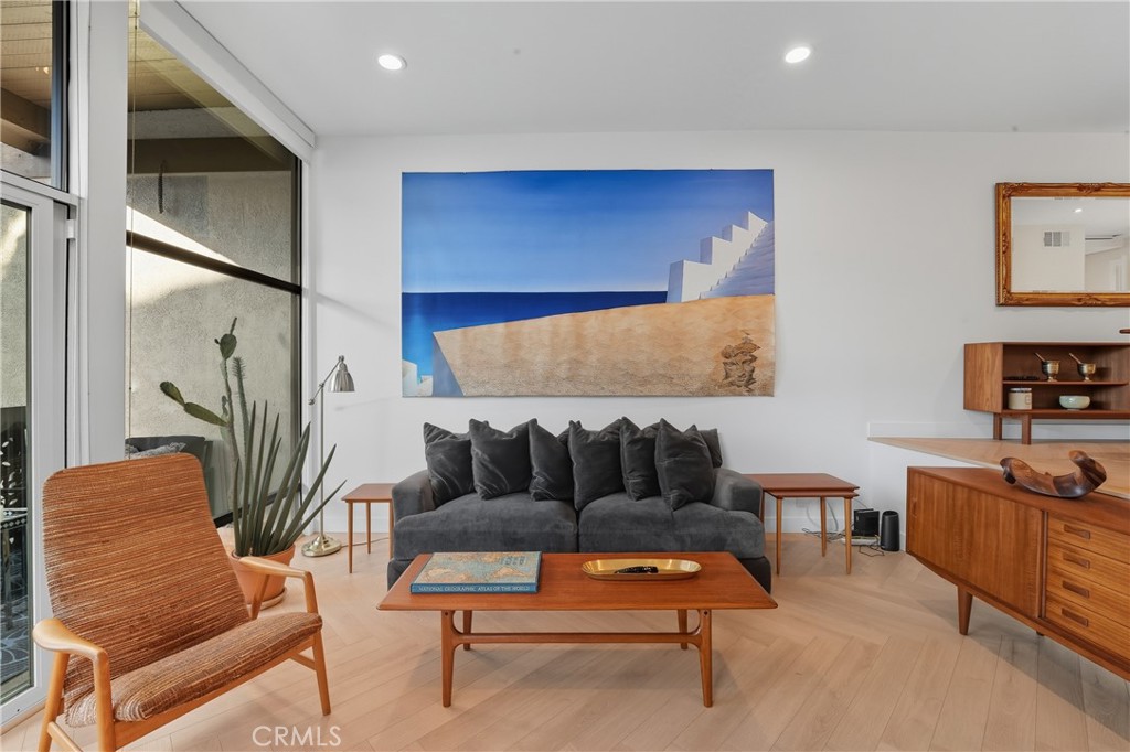 Marina Pacifica (MRP) - Residential