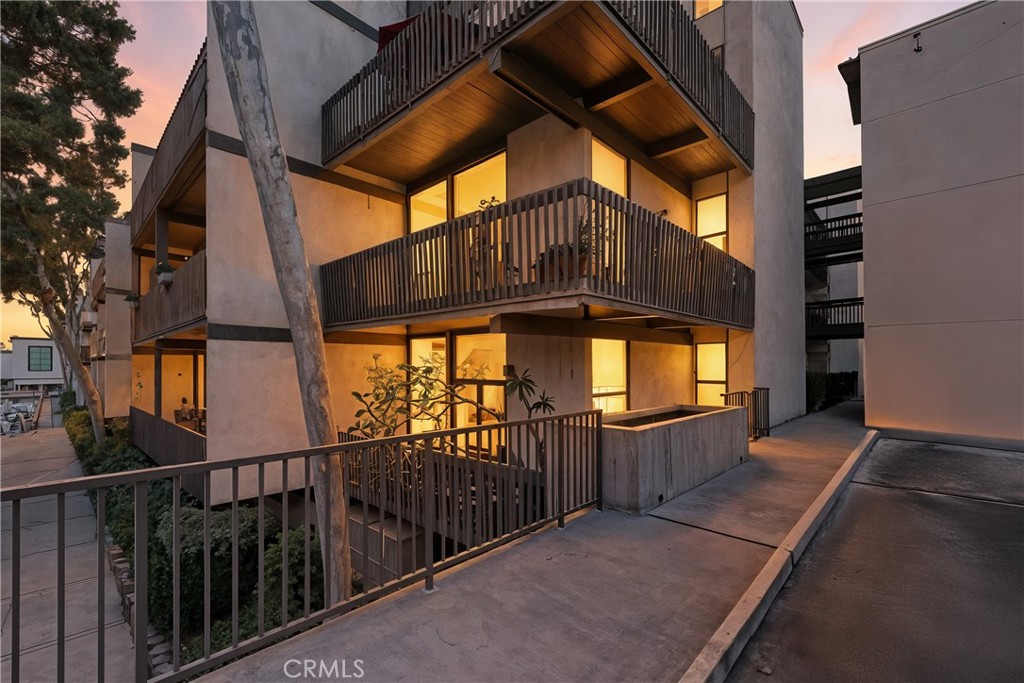 Marina Pacifica (MRP) - Residential