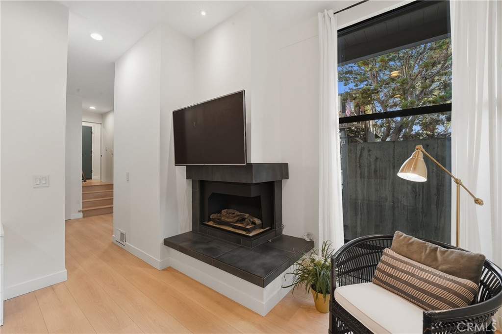 Marina Pacifica (MRP) - Residential