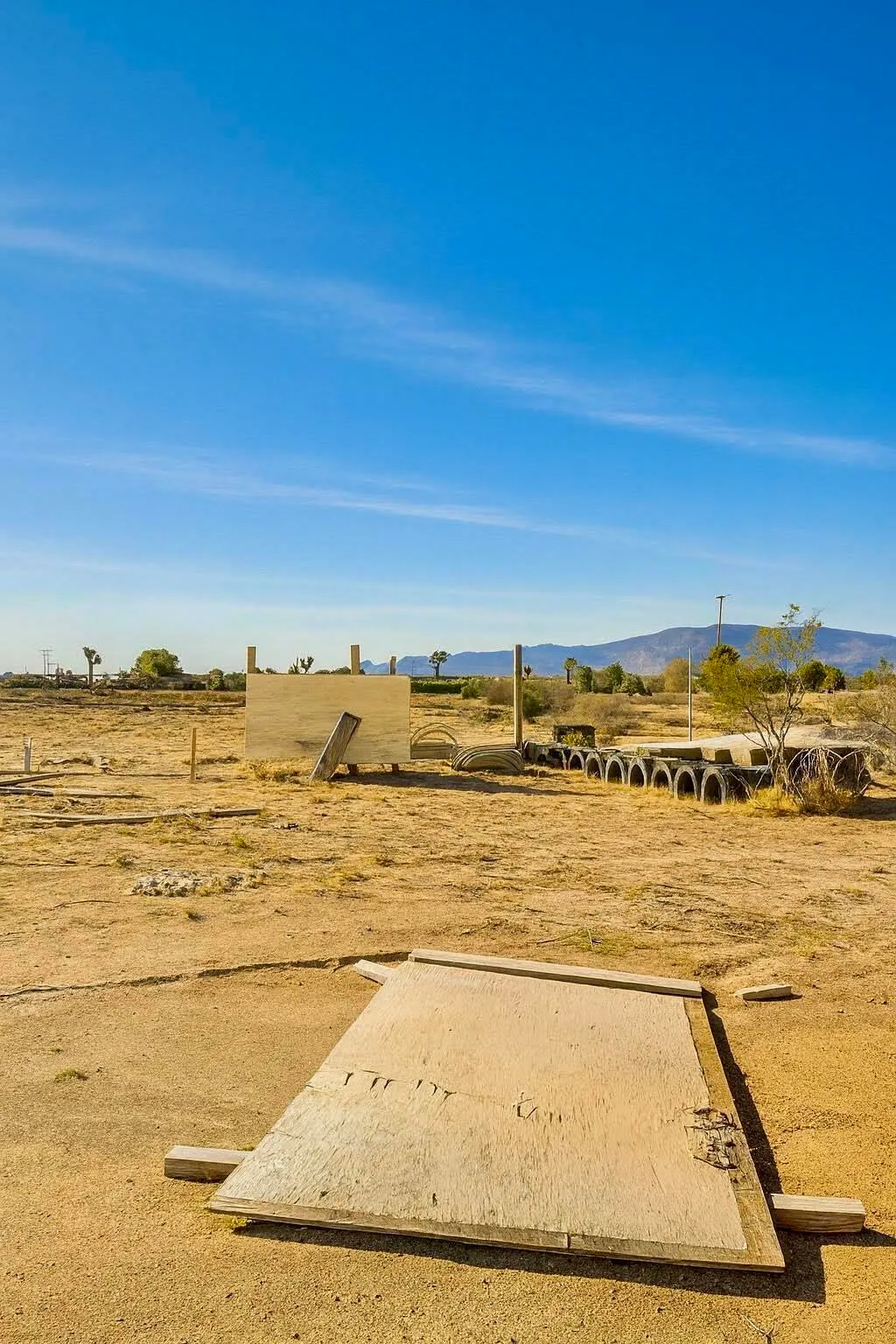 Phelan, California 92371, United States, ,Land,Active,248704