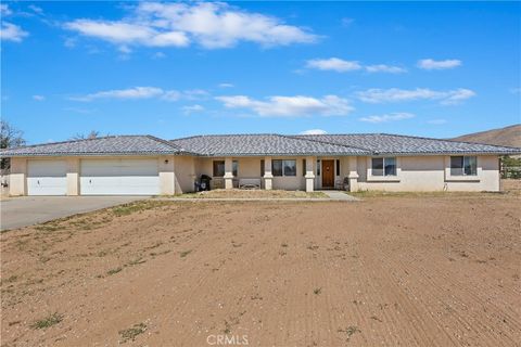 9585 Juniper Street Apple Valley CA 92308