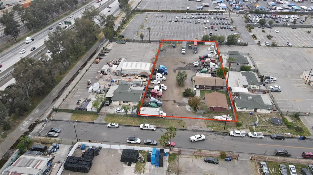 M1 Light industrial property suitable for trucking or a contractor's yard. There are two structures on site, consisting of approximately 1,280 sq ft. Located on approximately 40,800 sq ft lot. APN #0252-121-13 and APN # 0252-121-19 • The zoning regulations allow for various uses.
Some permitted uses include automobile, truck, and other vehicle wash facilities, diesel truck repair, RV storage, and truck terminals. Additionally, tractor sales, diesel truck sales, and related accessories are allowed with a CUP.