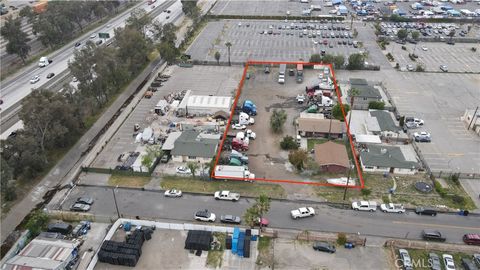 Photo of 10204 Alder Avenue, Bloomington, CA 92316 (MLS # CV25089441) Photo of 10204 Alder Avenue, Bloomington, CA 92316 (MLS # CV25089441)