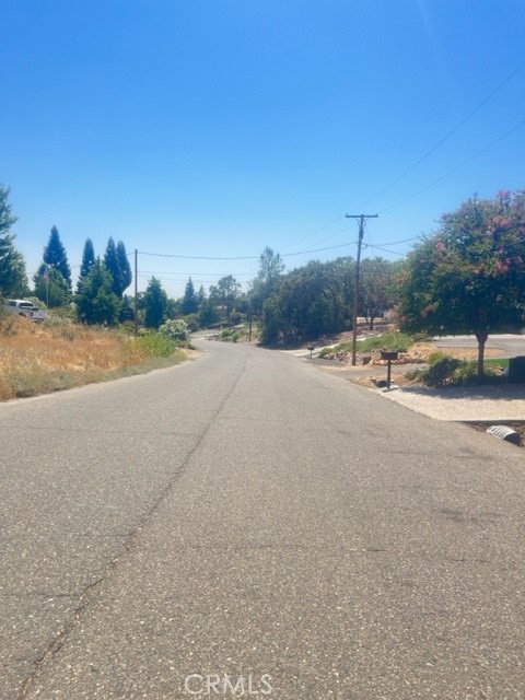 ***Prime Location—Nearly Half an Acre to Build Your Dream Home***
Opportunities like this don’t come around often! This spacious 0.46-acre lot is located in one of the area’s most desirable neighborhoods. With water already on-site and sewer and electricity available at the street, it’s ready for your vision.
Seller has submitted plans for a large, beautifully designed home—just bring your builder and bring it to life. Whether you're looking to invest or create your forever home, this is the perfect place to start.